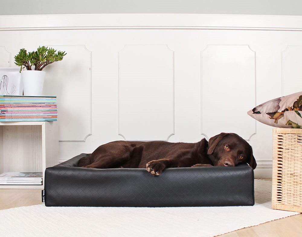 BiaBed Faux Leather Cover  Square Miljöbild.jpg