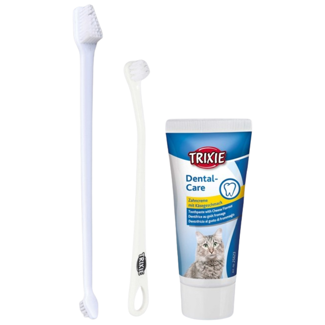 Trixie Hampaidenhoitosetti kissoille, 2 harjaa + hammastahna, jossa on juuston makuinen hammastahna.