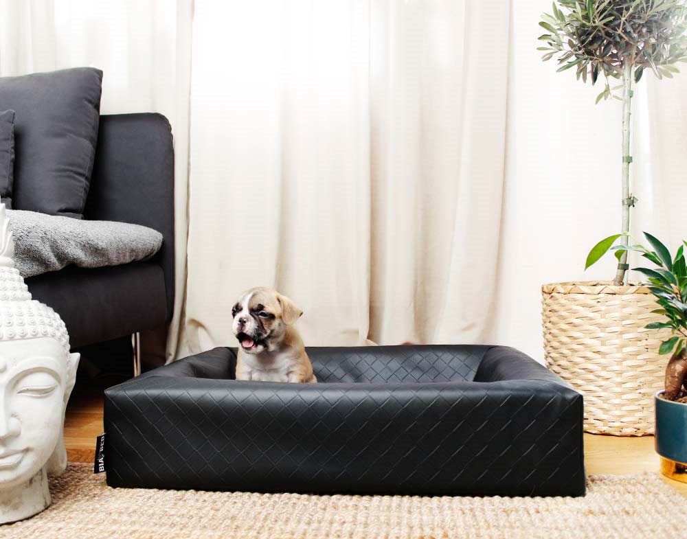 BiaBed Faux Leather Cover 3 MILJÖ.jpg