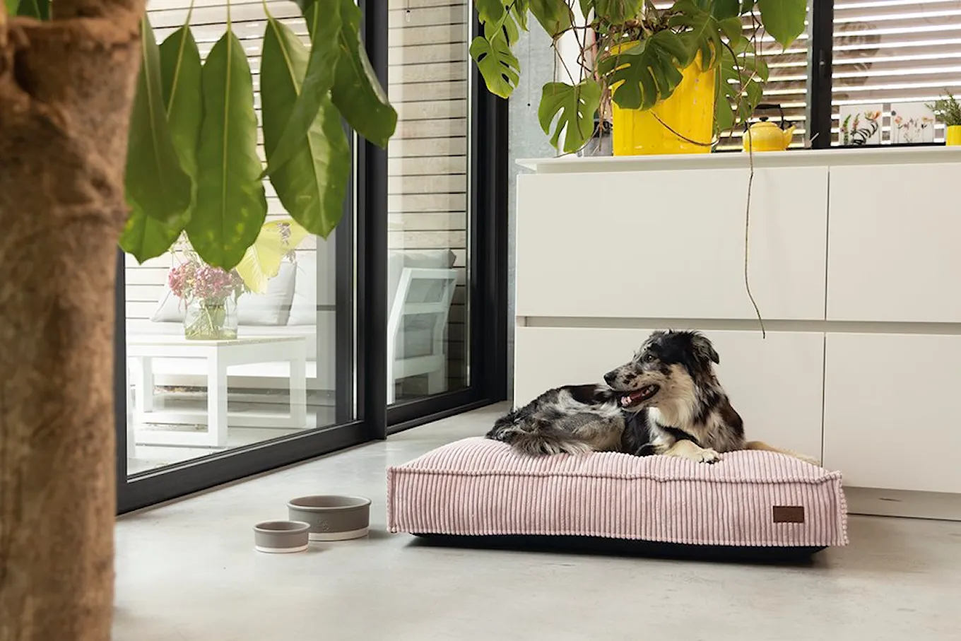 Designed by Lotte Ribbed - Dog Cushion - Pink img 